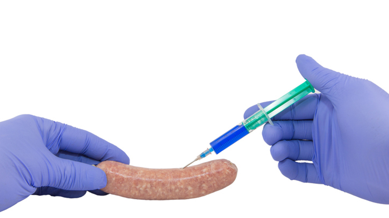 Spritze Impfung Wurst Handschuhe Istock 185695842