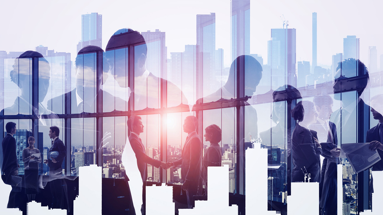 Arbeitswelt Handschlag Menschen Skyline Istock 1271635505 Web