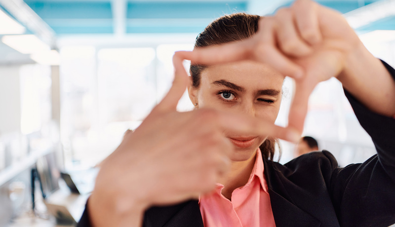 Fokus Ausblenden Frau Istock 2059255578 Web