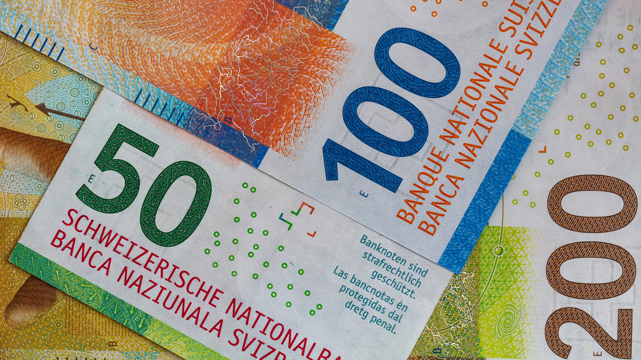 Geld Franken 200 100 50 Istock 2070917786 Web