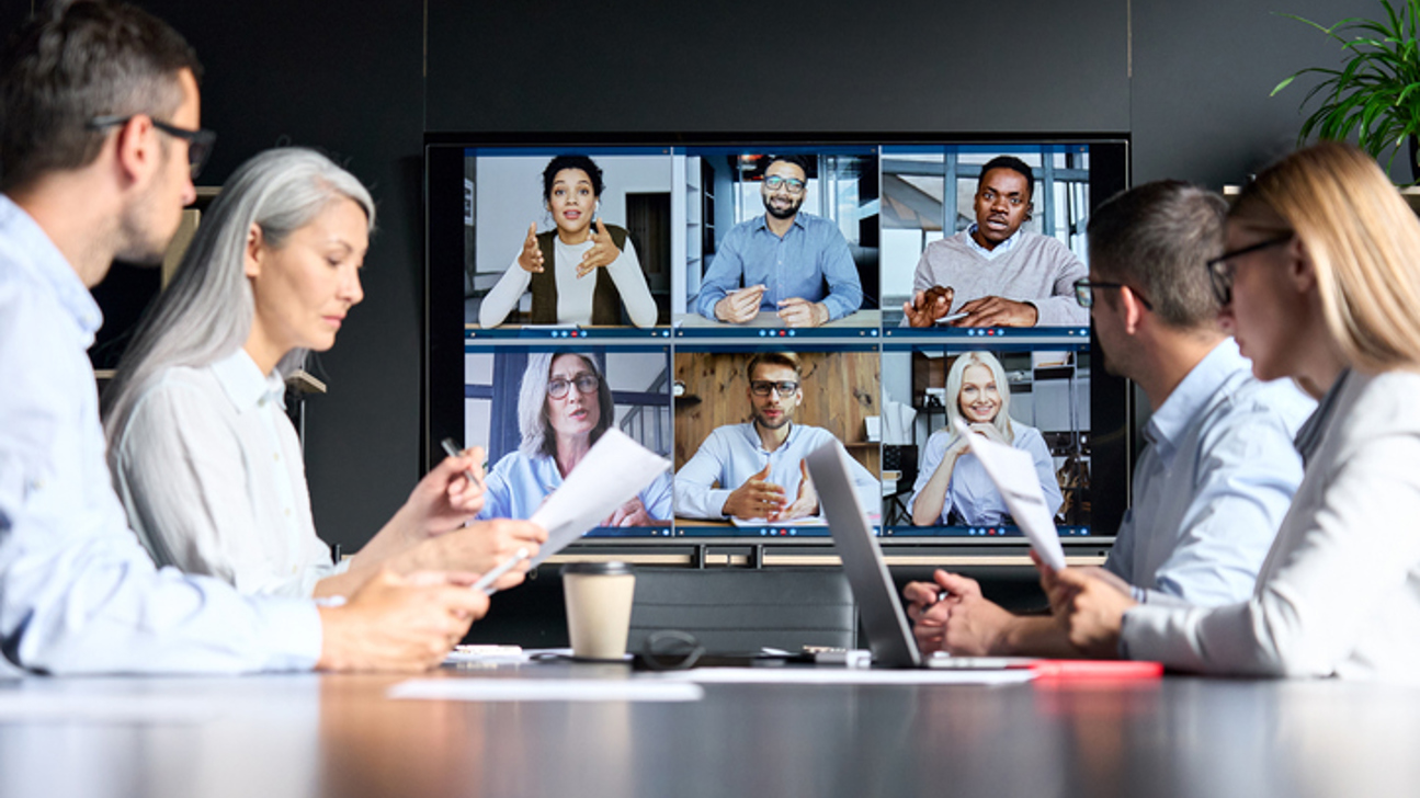 Hybrid Meeting Istock 1325899588