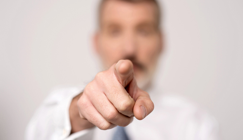 Zeigfinger Mann Istock 534426867